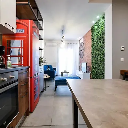 Ophelia Luxurious #tifhelexpo Apartment